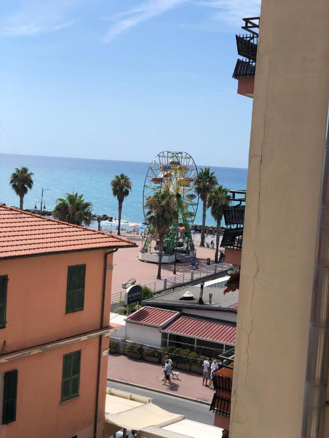 Casa Di Gio' Leilighet Ventimiglia Eksteriør bilde