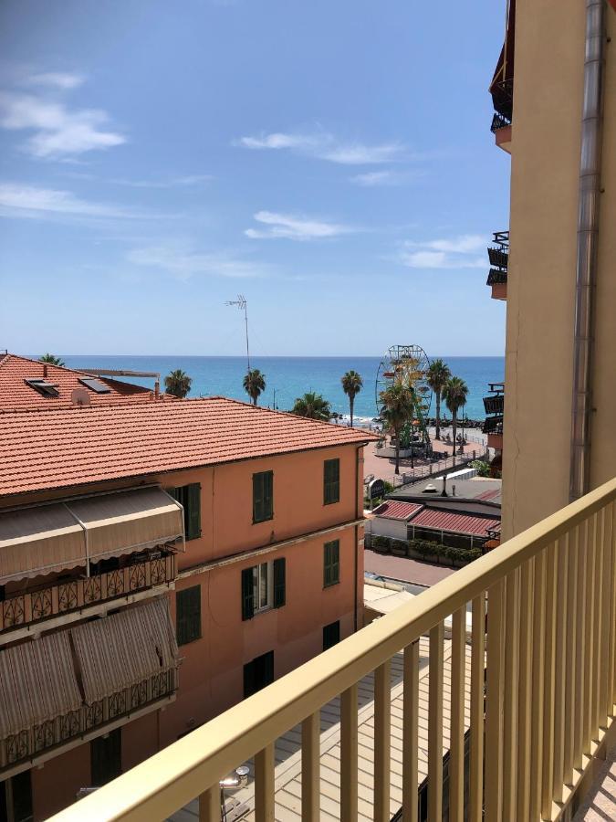 Casa Di Gio' Leilighet Ventimiglia Eksteriør bilde